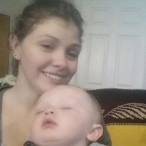 Meet your Posher, Desiree